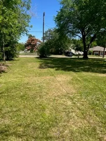 2144 Cashion Pl, Oklahoma City, OK 73112