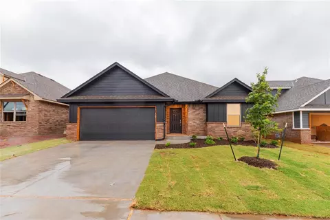 8324 NW 162nd St, Edmond, OK 73013