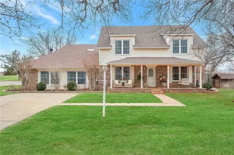 10935 N 2080 Rd, Canute, OK 73626