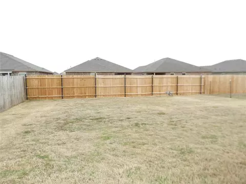 5315 Nicole Dr, Tuttle, OK 73089 photo 3