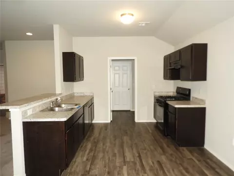 5315 Nicole Dr, Tuttle, OK 73089 photo 4