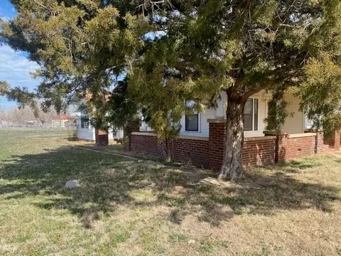 212 W 4th St, Olustee, OK 73560 photo 5