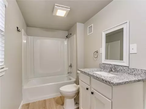204 SE 3rd St, Perkins, OK 74059 photo 40