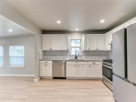 204 SE 3rd St, Perkins, OK 74059 photo 17