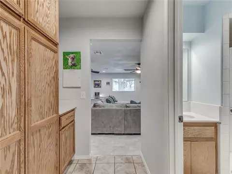 606 E Main St, Tuttle, OK 73089 photo 29