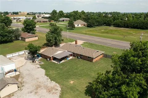 606 E Main St, Tuttle, OK 73089 photo 50