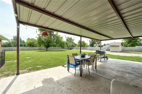 606 E Main St, Tuttle, OK 73089 photo 39