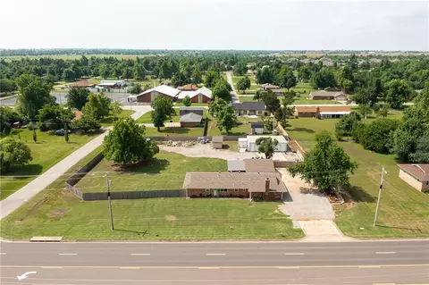 606 E Main St, Tuttle, OK 73089 photo 46