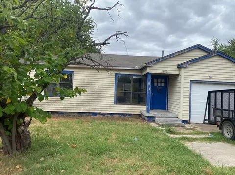 1806 NW Pollard Ave, Lawton, OK 73507