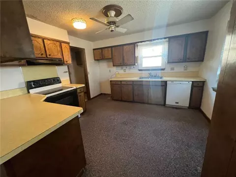 323 S Canyon St, Guymon, OK 73942 photo 5