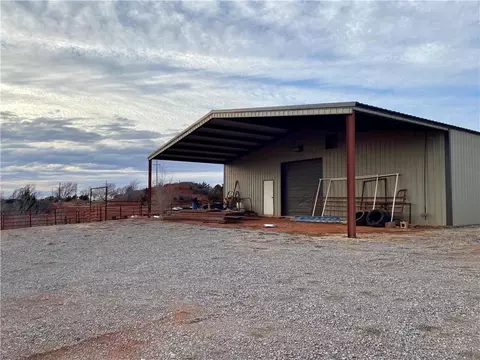 20281 E 970 Rd, Hammon, OK 73650 photo 17
