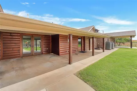 20281 E 970 Rd, Hammon, OK 73650 photo 3