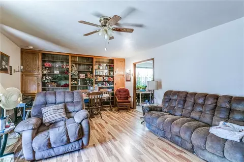 511 Harris Dr, Mcloud, OK 74851 photo 3