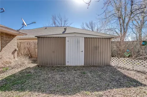 511 Harris Dr, Mcloud, OK 74851 photo 27