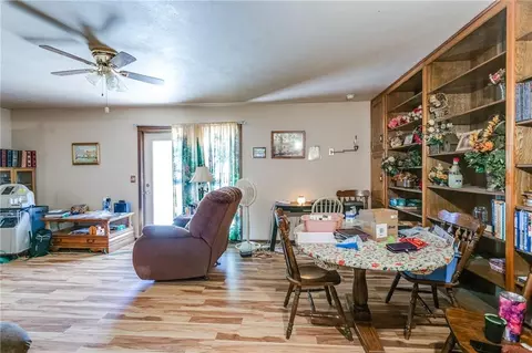 511 Harris Dr, Mcloud, OK 74851 photo 9