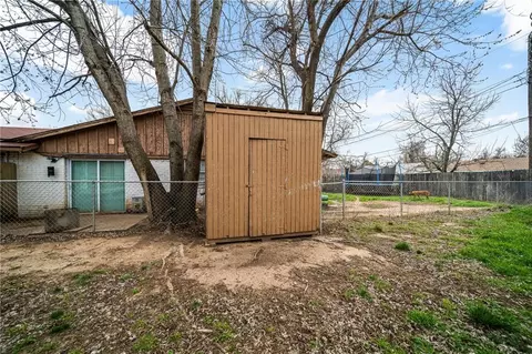 2264 Donna Dr, Norman, OK 73071 photo 22