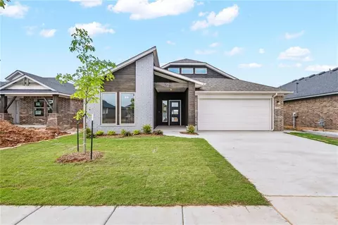 13328 SW 5th St, Yukon, OK 73099