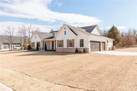 8301 Turtle Trl, Arcadia, OK 73007 photo 2