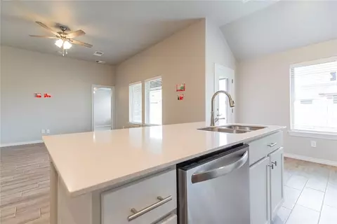 1616 NE 33rd St, Moore, OK 73160 photo 10