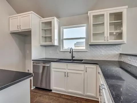 15916 Flint Dr, Moore, OK 73170 photo 13