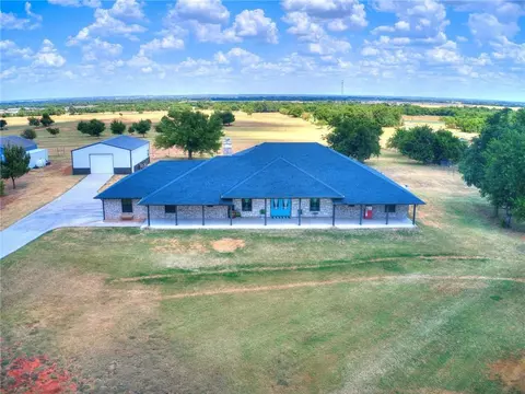 1282 S Dickerson St, Newcastle, OK 73065