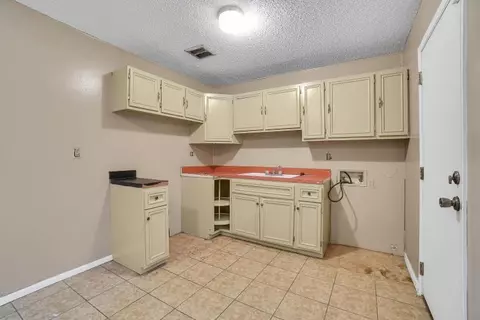 1721 Jupiter St, Altus, OK 73521 photo 6