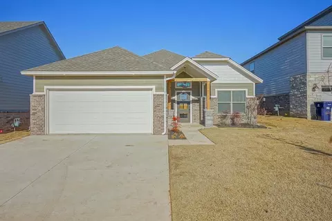 533 NW 176th St, Edmond, OK 73012