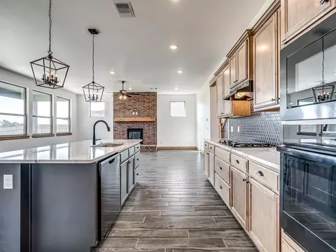 15912 Bison Dr, Moore, OK 73170 photo 9