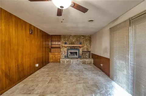 203 N Reimer, Corn, OK 73024 photo 9