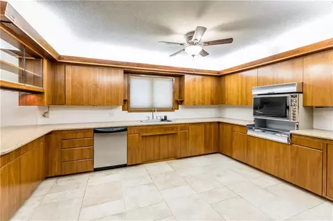 203 N Reimer, Corn, OK 73024 photo 7