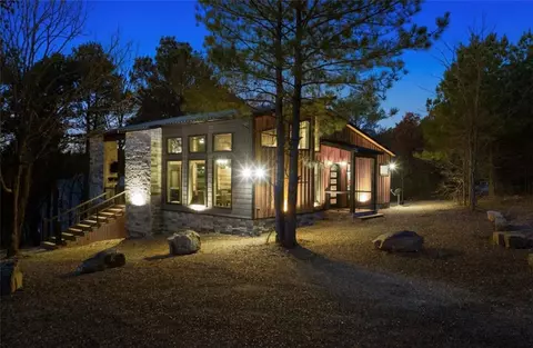 1377 Pine Hill Rd N, Broken Bow, OK 74728