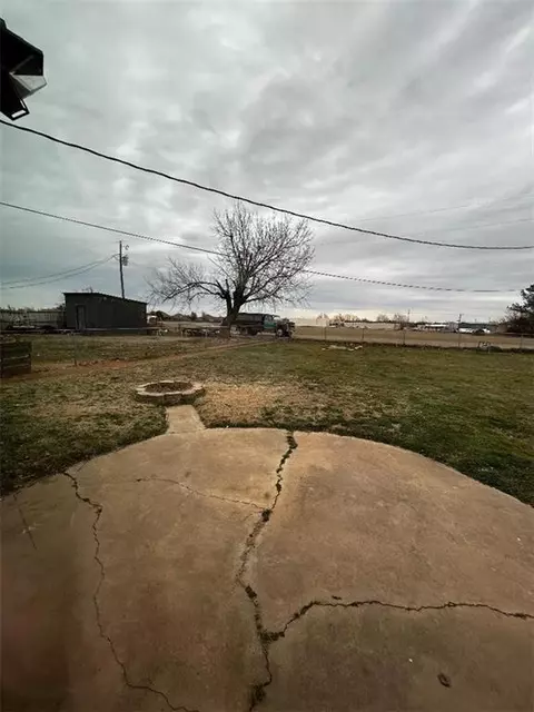 10 NE 3rd St, Tuttle, OK 73089 photo 15