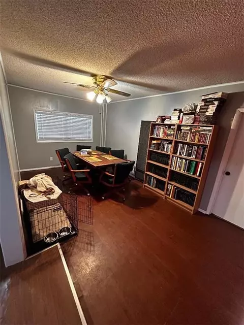 10 NE 3rd St, Tuttle, OK 73089 photo 5