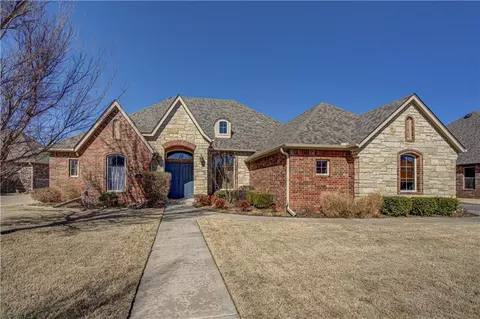 4533 Moorgate Dr, Norman, OK 73072 photo 1