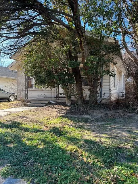 730 N Kickapoo Ave, Shawnee, OK 74801 photo 3