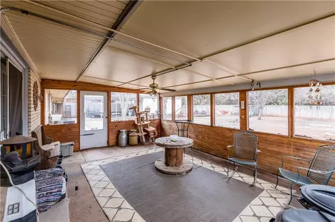 310 Pawnee Rd, Foss, OK 73647 photo 11