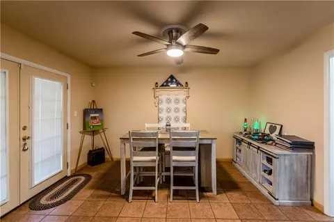 310 Pawnee Rd, Foss, OK 73647 photo 4