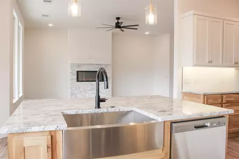 2800 Astor Dr, Norman, OK 73072 photo 4