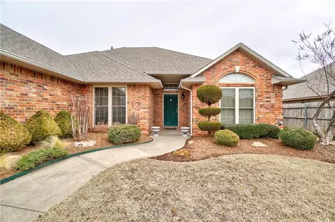 3312 Cypress Ct, Moore, OK 73170 photo 3