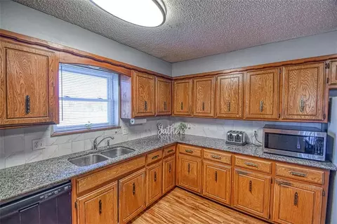 1123 N Sara Rd, Tuttle, OK 73089 photo 14