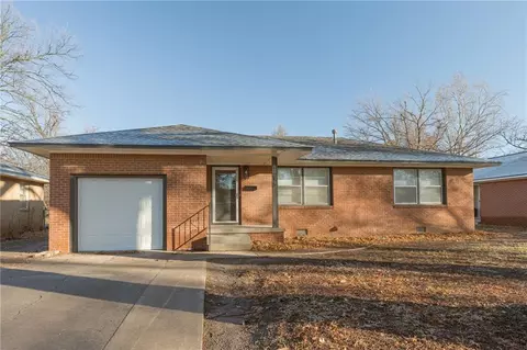 1215 Caddell Ln, Norman, OK 73069