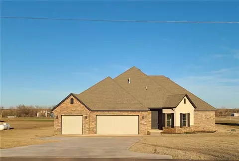 1009 Heritage Hls, Tuttle, OK 73089 photo 1