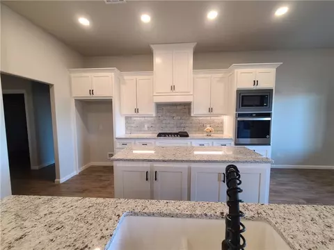 1009 Heritage Hls, Tuttle, OK 73089 photo 6