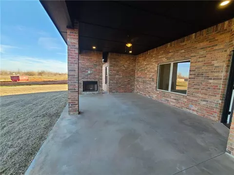 1009 Heritage Hls, Tuttle, OK 73089 photo 4