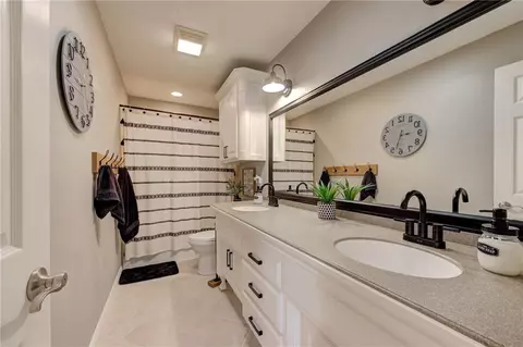 1607 Excaliber Dr, Tuttle, OK 73089 photo 32