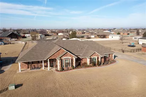 1607 Excaliber Dr, Tuttle, OK 73089 photo 42