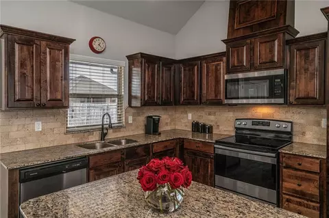 223 Springtree Dr, Harrah, OK 73045 photo 14