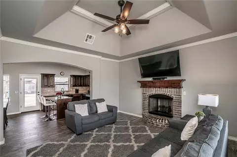 223 Springtree Dr, Harrah, OK 73045 photo 11