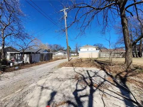 548 N Kickapoo, Shawnee, OK 74801 photo 16