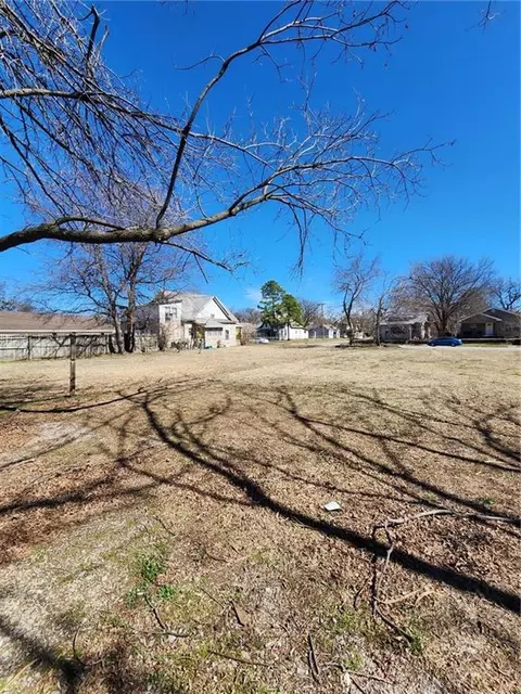 548 N Kickapoo, Shawnee, OK 74801 photo 8
